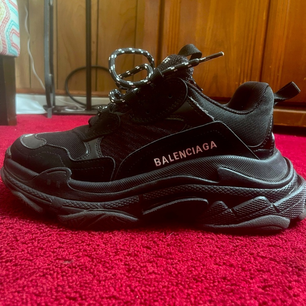 Balenciaga Triple S